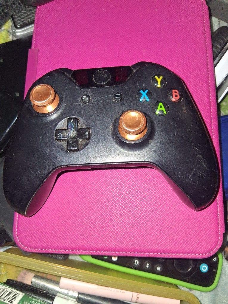 XBOX CONTROLLERS
