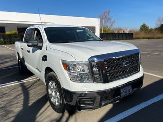 2017 Nissan Titan S
