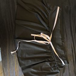 Black skirt