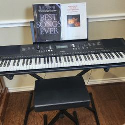 Yamaha Ew300 76 Key Portable Keyboard