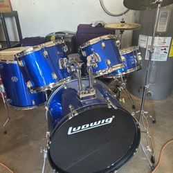5 Pc Ludwig drumset 