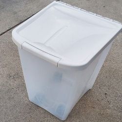Pet Food Container 25lb