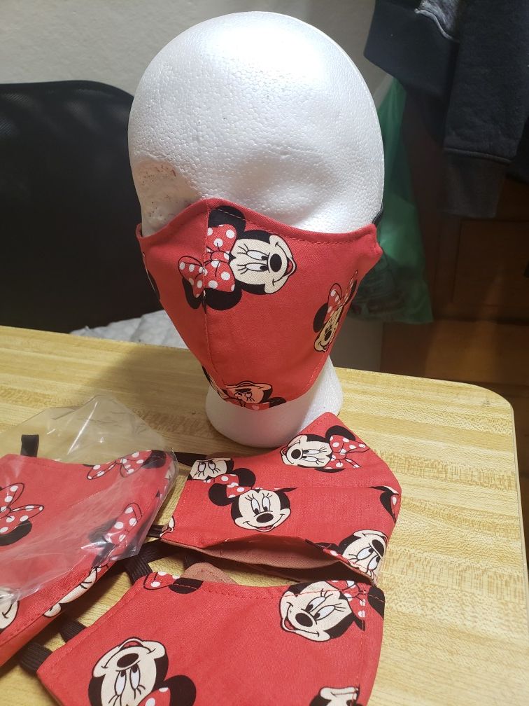 Facemask with filter pocket $5