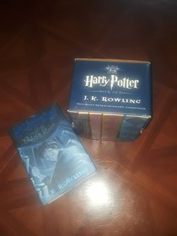 Harry Potter book set 1-5 plus/ extra Phoenix