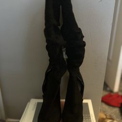 Brand New Size 7 Calf Suede Boots 