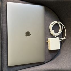 MacBook Pro 16” 32gb RAM 500gb ssd 