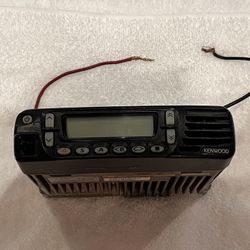 Kenwood  TK- 8180 UHF Radio