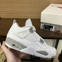 Air Jordan 4 Retro 'White Oreo'