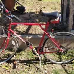 GT Mountain Bike 