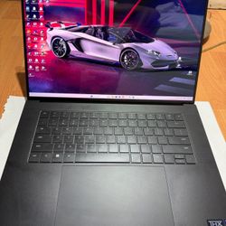 2025 Razer - Blade 16 - Gaming Laptop - OLED QHD + 240 Hz - Intel i9 -14900HX - NVIDIA GeForce RTX 4080