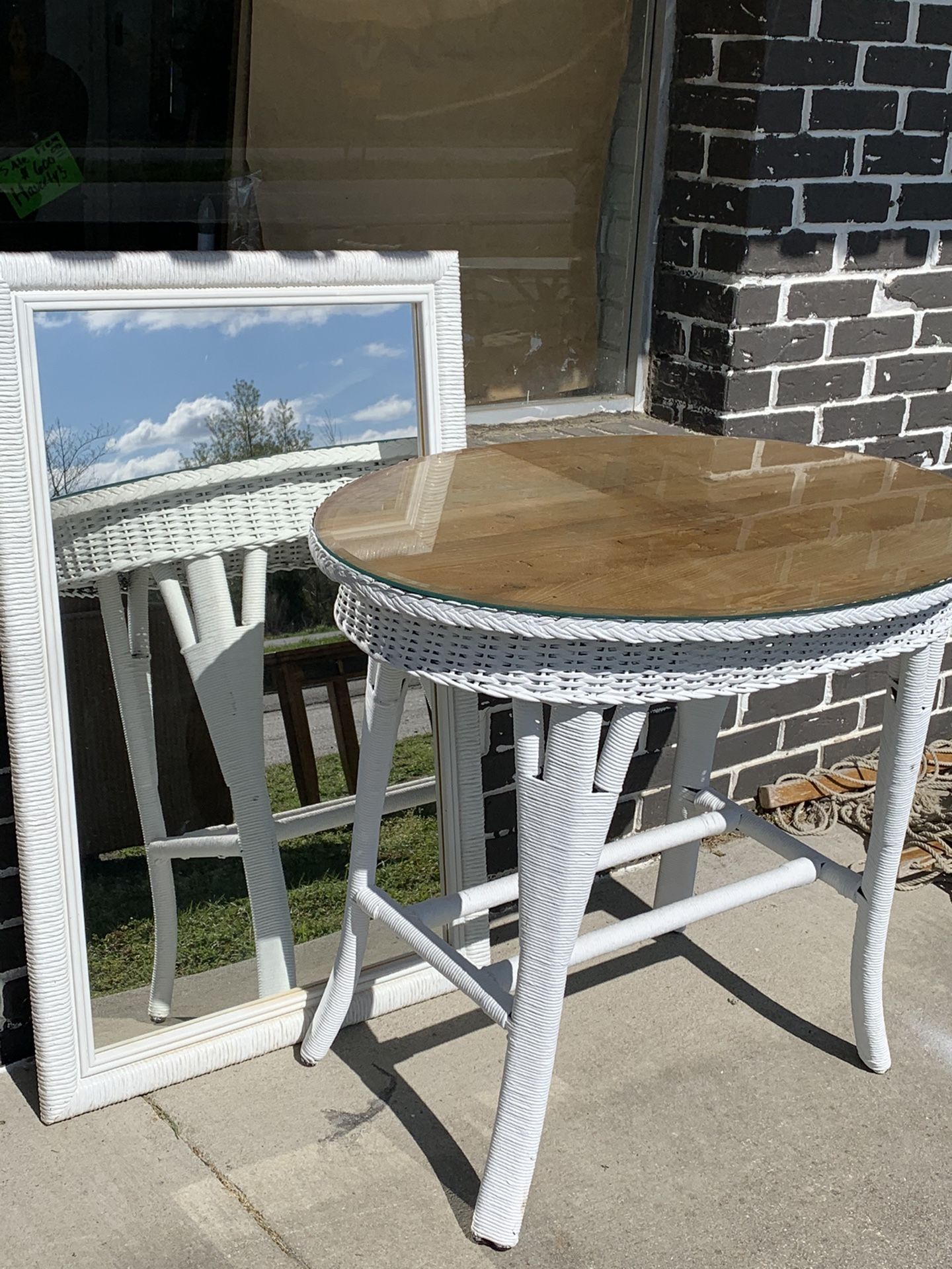 Table With Mirror 