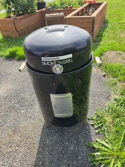 New open box  never used Smoker