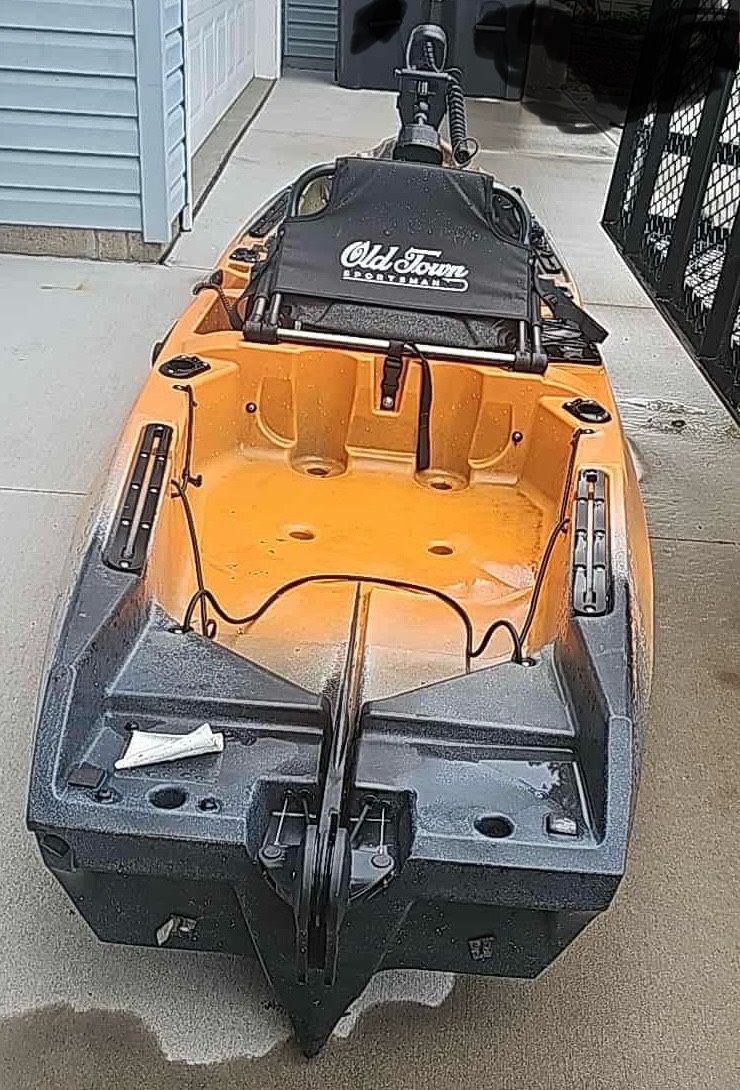 Old Town Sportsman Auto Pilot 120 Kayak