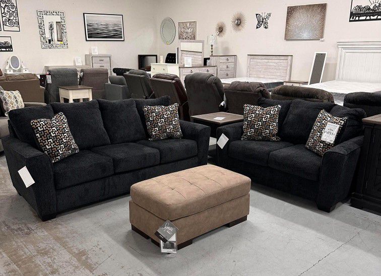 Wixon Living Room Set Sofa and Loveseat 
