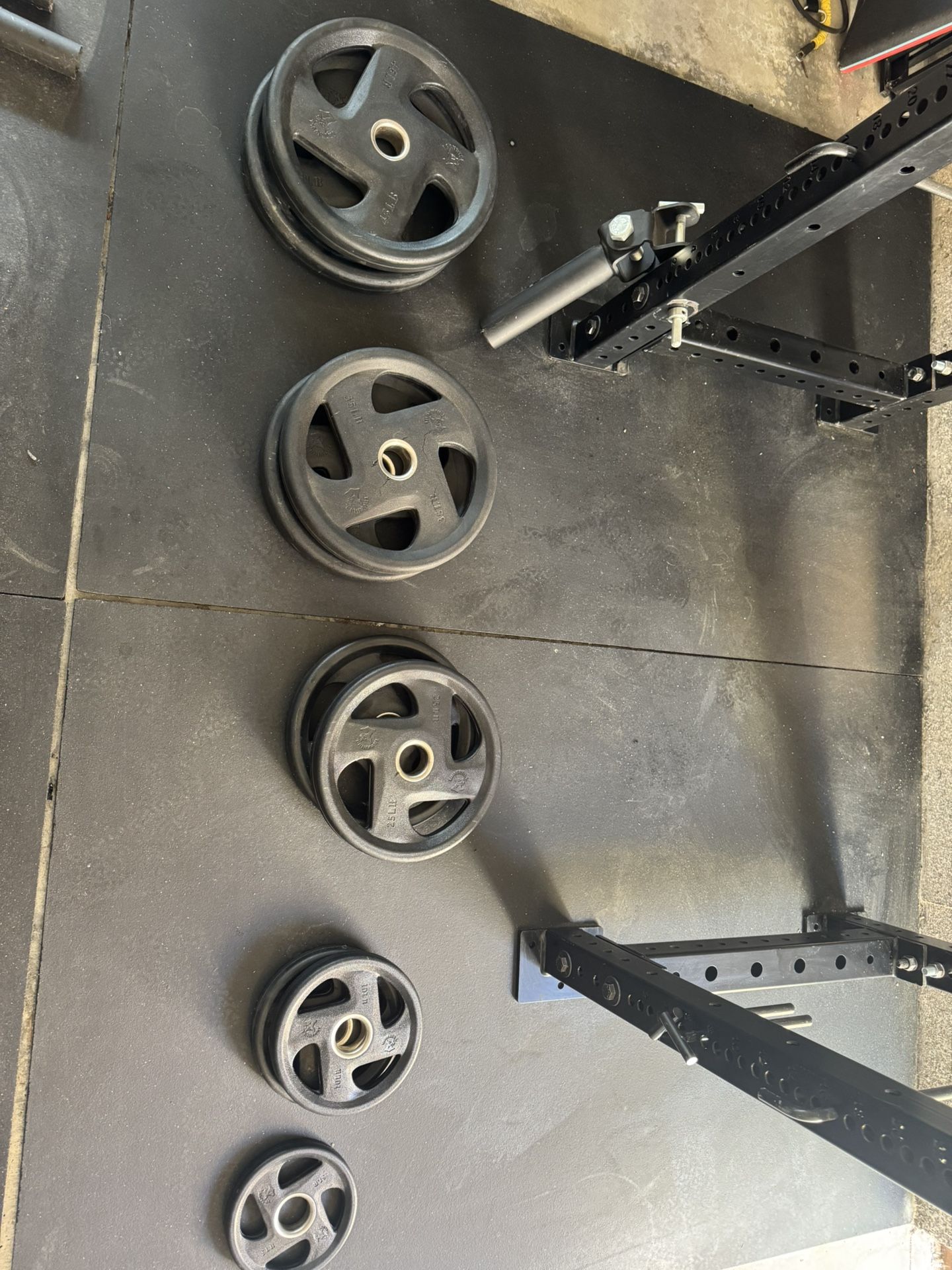 Rubber Encased Plates