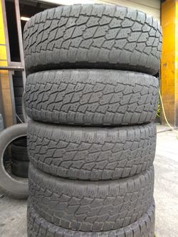 Nitto Terra grappler 275-70-18