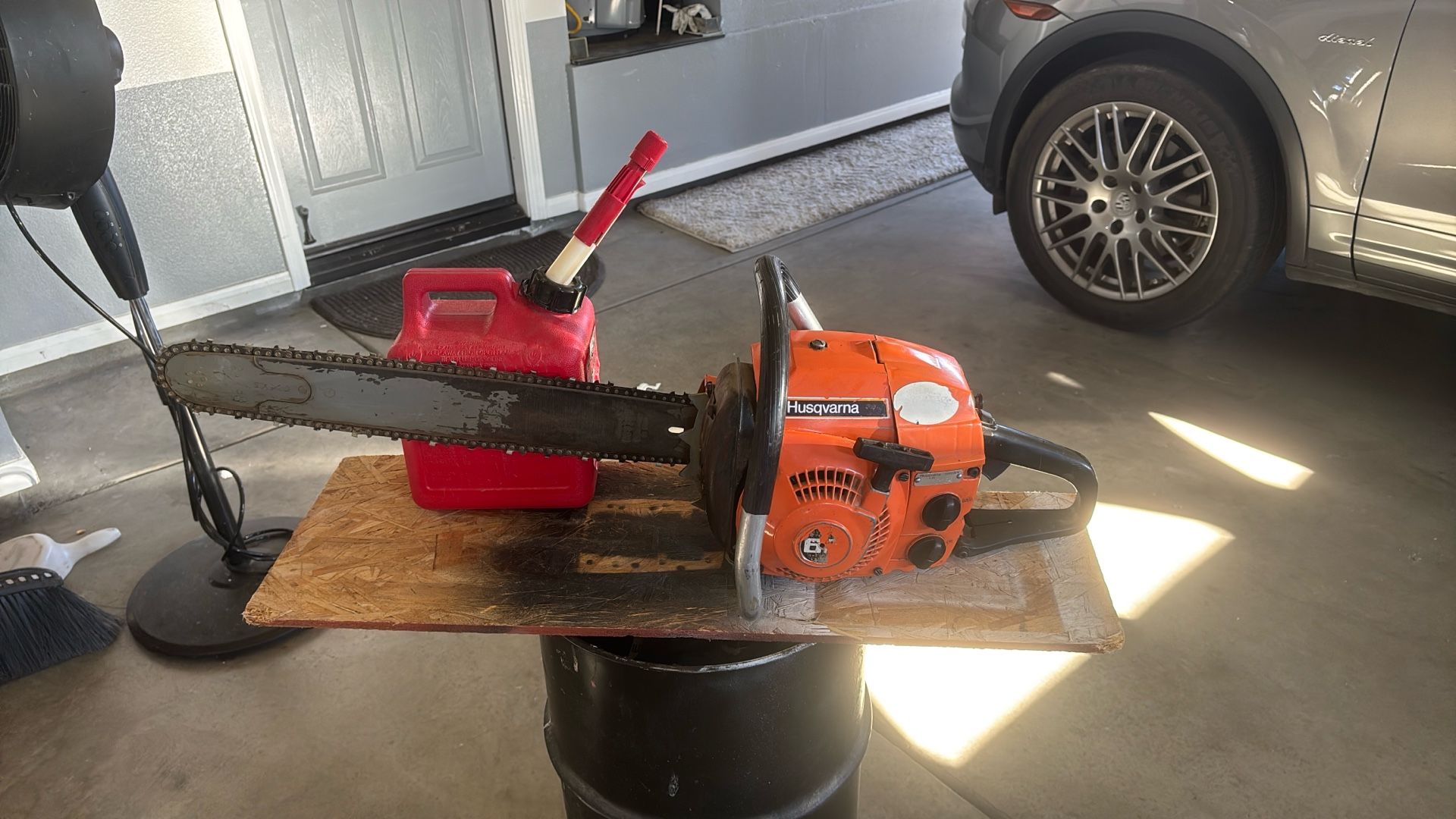 Husqvarna L65 20 Inch Chainsaw