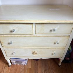 Antique Furniture & decorations