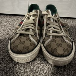 Gucci Shoes 