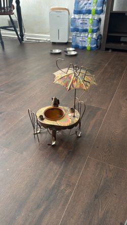 Cafe music box plant holder