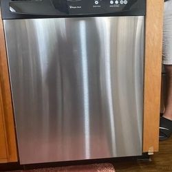 Dishwasher Magic Chef