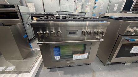 BRAND NEW THERMADOR PRO HARMONY 36” GAS RANGE! 🔥  ✅ Brand New with Warranty ✅ Professional Series ✅ 36-Inch Freestanding Gas Range ✅ 6 Sealed Star® B