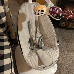 4Moms MamaRoo 