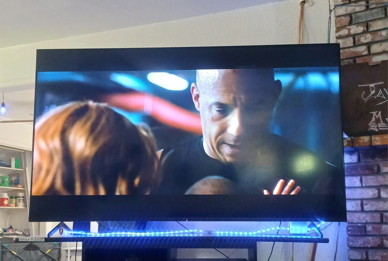 Sony 85in Smart Tv
