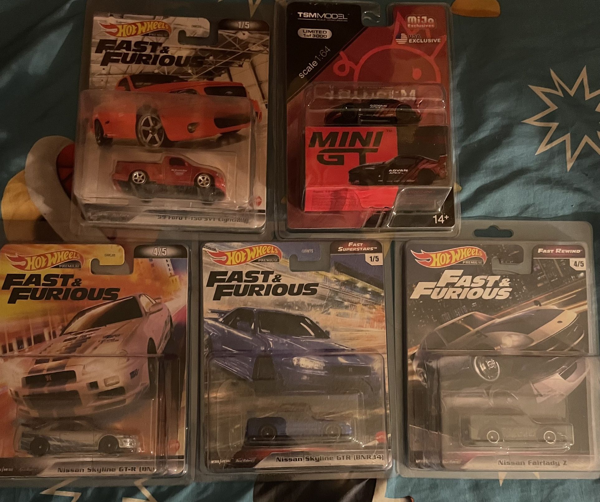Hotwheels and Mini GT