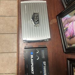 Boss Audio Sistem AR1200.2  2 Channel  Amplifier And Blaupunkt EP1600X Usado Buenas Condiciones No Controles 