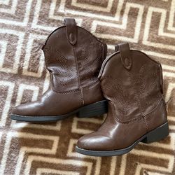 Toddler cowboy boots (size 9)