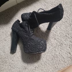 black lace heels size 8