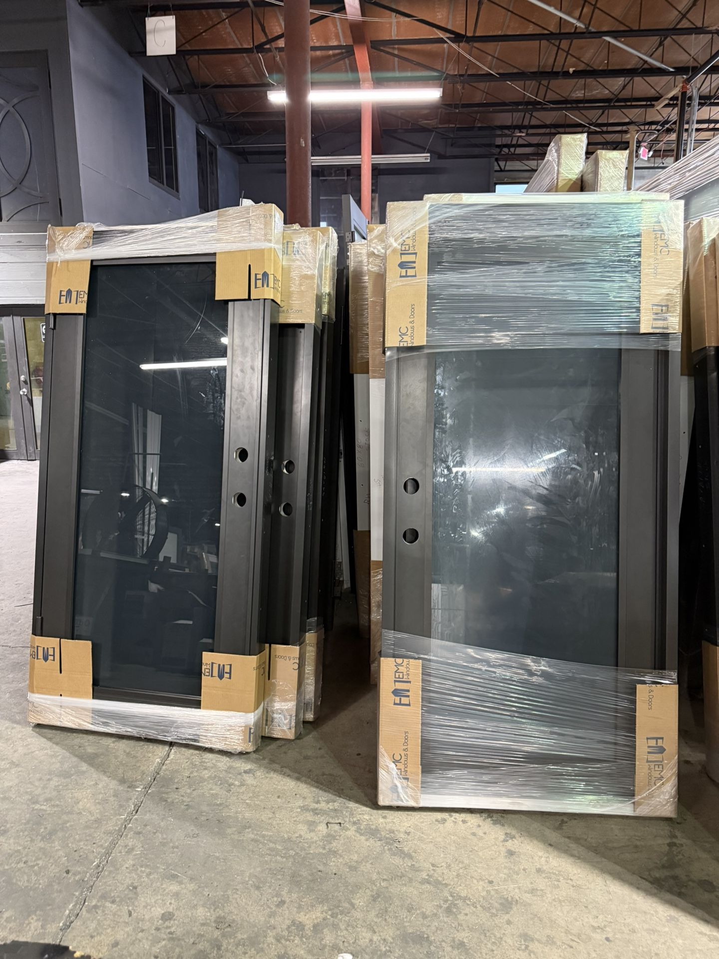 Puertas y Ventanas de Impacto