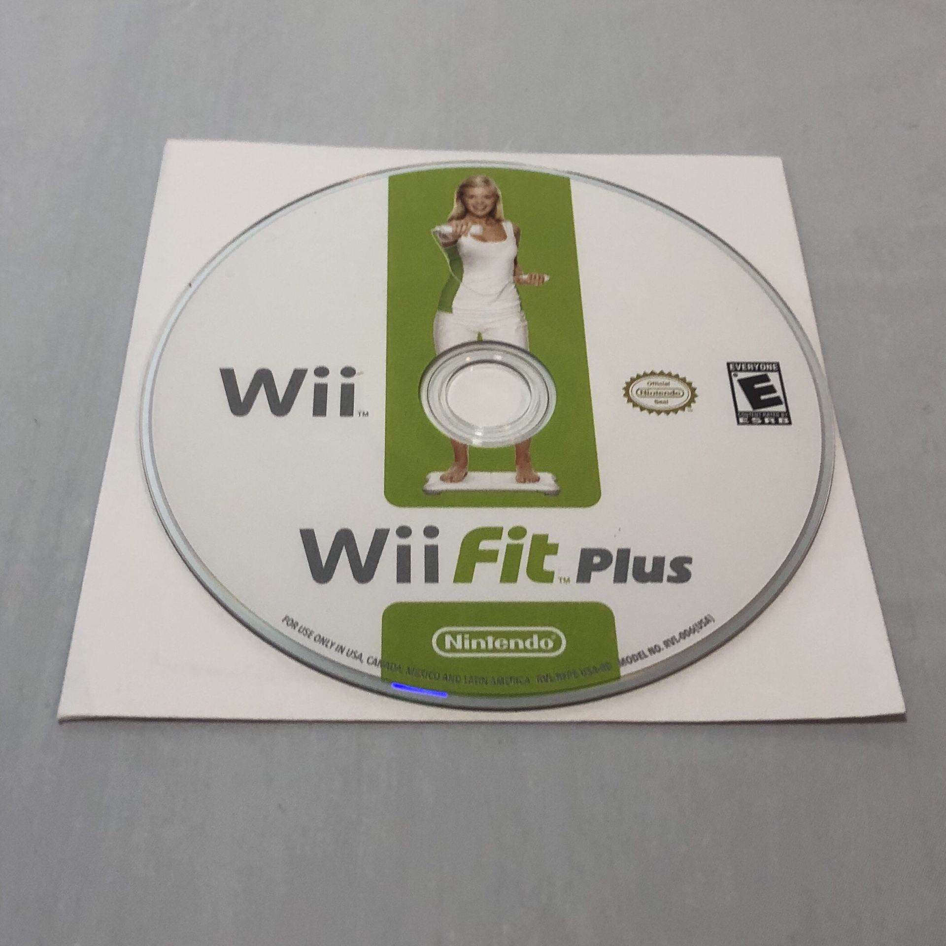 Nintendo Wii Fit Plus Active Sports Play Instant Artist Bundle