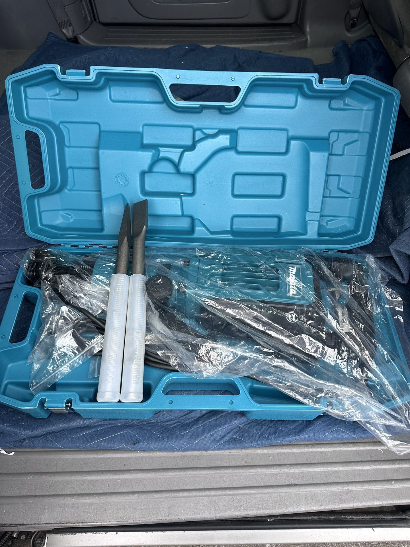 Makita Demolition Jackhammer