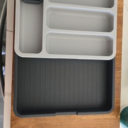 Joseph And Joseph Expandable Storage Rack