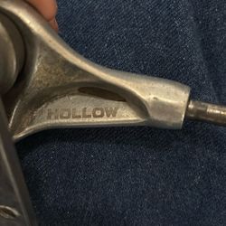 Independent Trucks (HOLLOW)