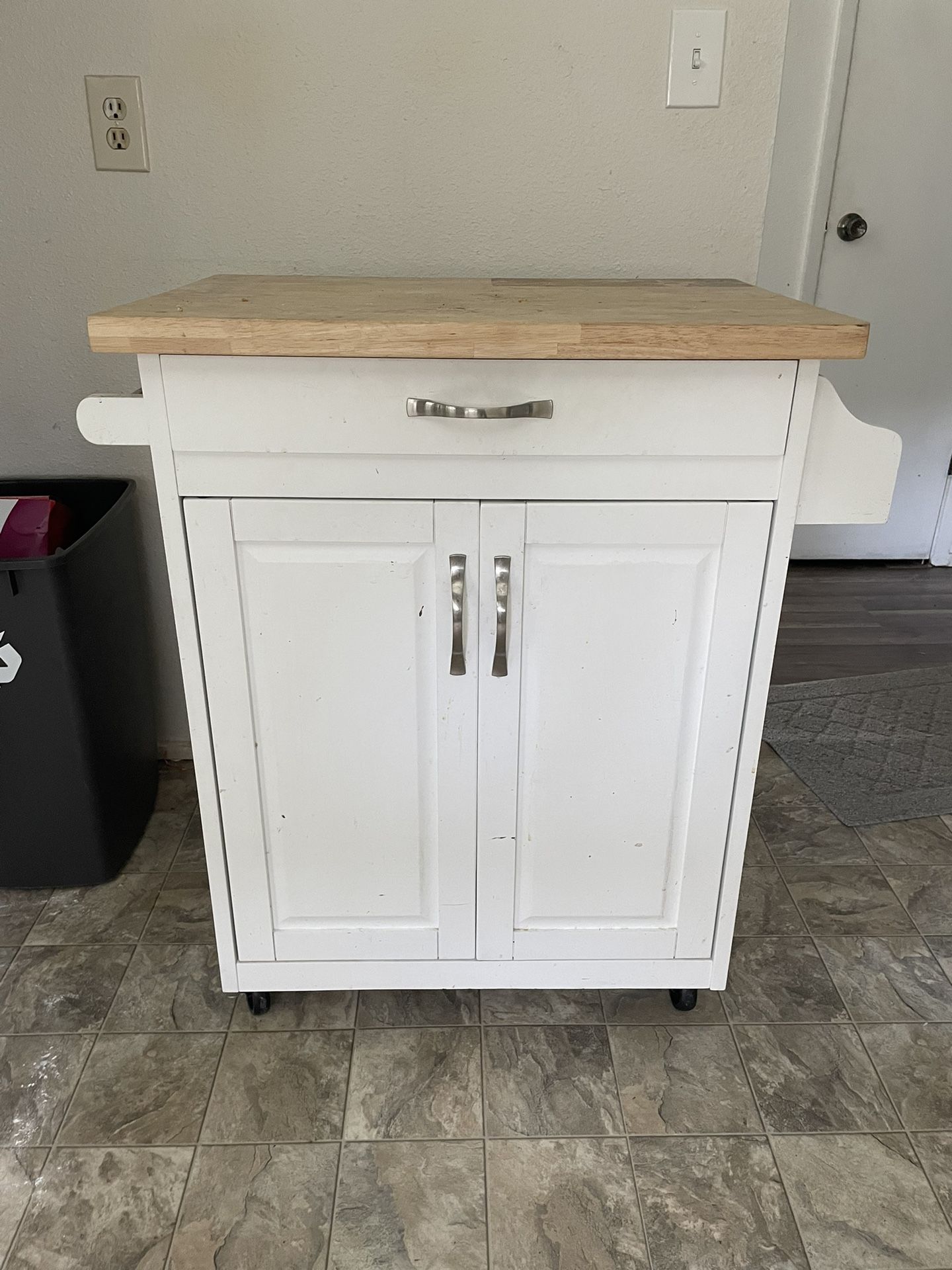 Rolling Kitchen Island