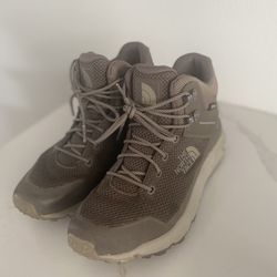 The North Face Hydroseal Waterproof Women’s Hiking Boots Size 8