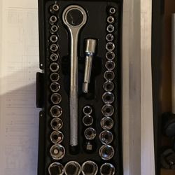 Ratchet Socket Set