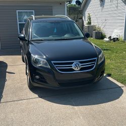 2012 Volkswagen Tiguan 4Motion 2.0T