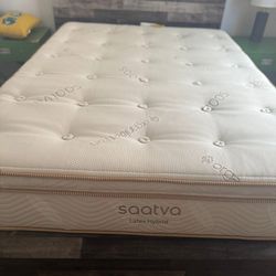 Saatva Latex Hybrid Queen Mattress