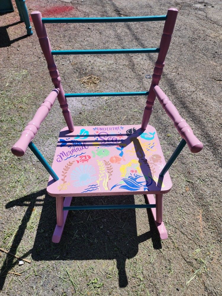 Decorative Kuds Rocker