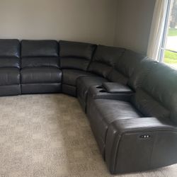 5 Month Old Vinyl Couch For Sale