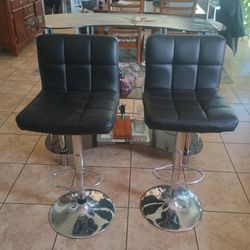 3 Tier All Glass Bar N 2 Bar stools