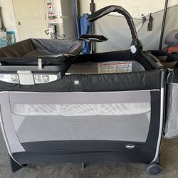 Chicco Lullaby Zip All-in-one Portable Playard 