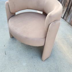 Accent Chair for Living Room, Bedroom or Reading Spaces - Mid Century Style