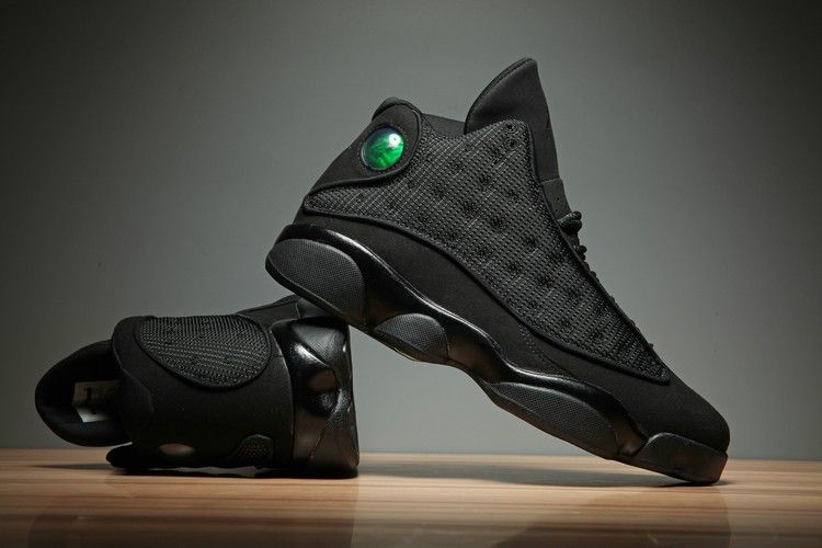 Air Jordan Retro 13 Black Cat Size 7 