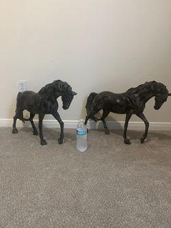 Large horse figures polystyrene statues