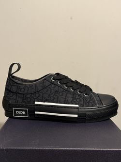 Dior shoes